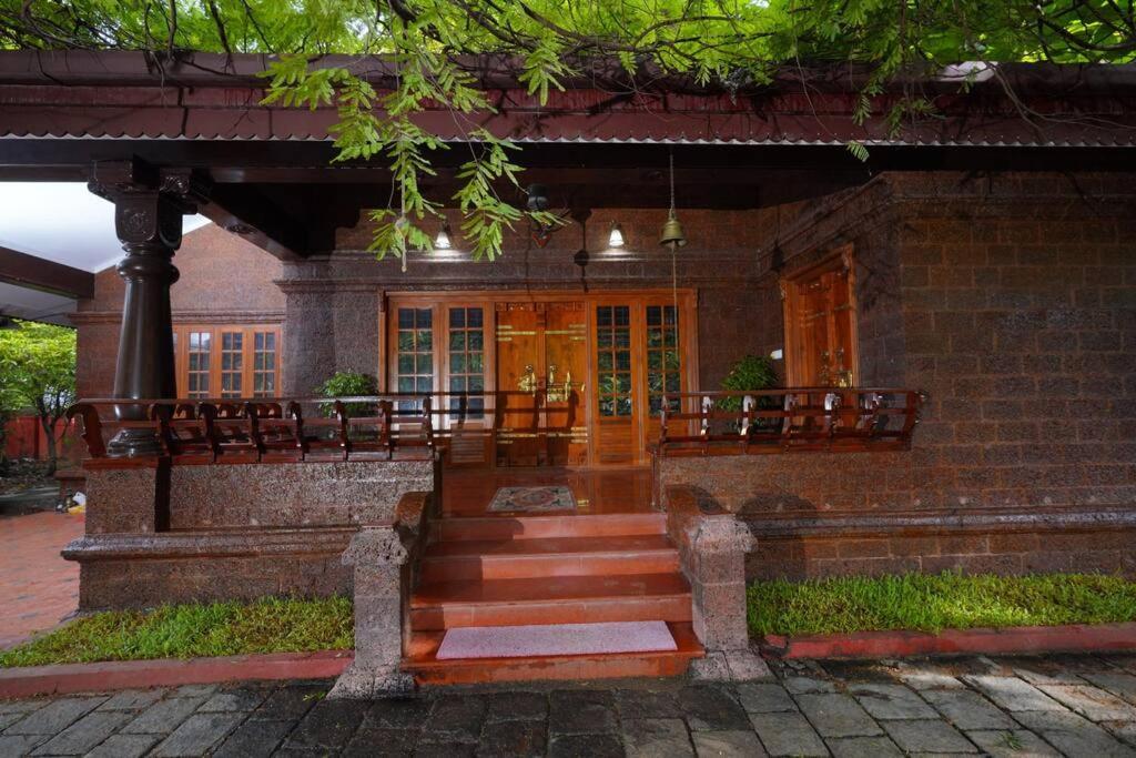 Villa Illam Heritage I Near Guruvayoor Temple